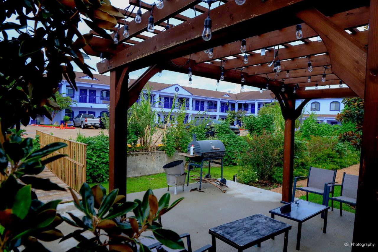 Scottish Inn And Suites Houston-Jones Road Louetta Luaran gambar