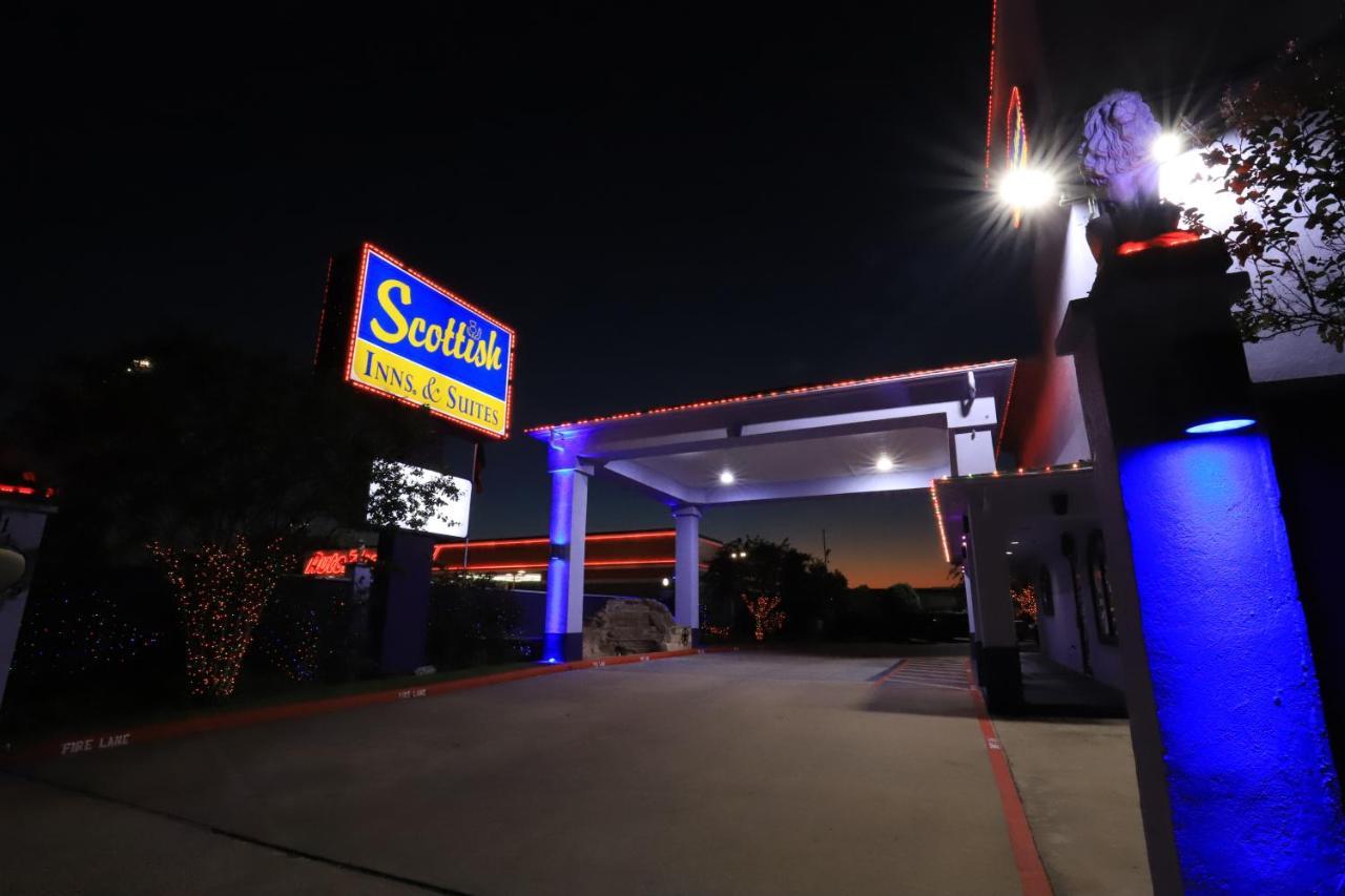Scottish Inn And Suites Houston-Jones Road Louetta Luaran gambar